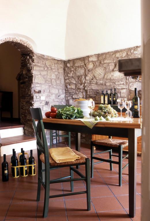 Uliveto Saglietto Agriturismo A Poggi Apartments Imperia Δωμάτιο φωτογραφία