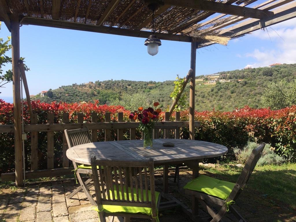 Uliveto Saglietto Agriturismo A Poggi Apartments Imperia Εξωτερικό φωτογραφία